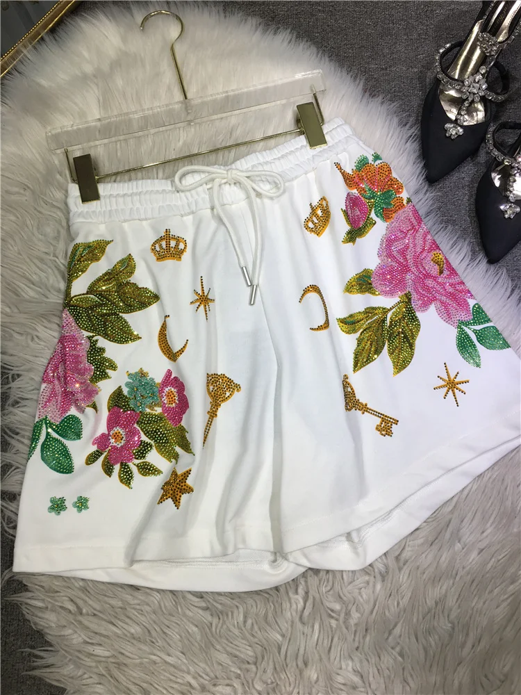 Luxury Flowers Hot Drilling Women Shorts 2023 New Summer All-match Elastic High Waist Wide Leg Pants Large Size Casual Shorts
