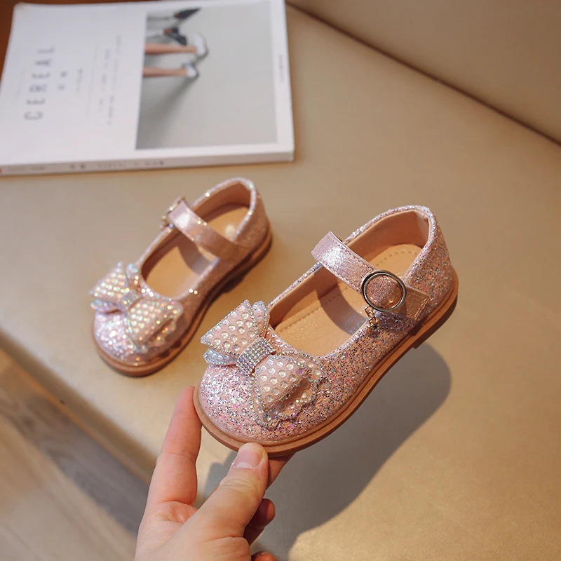 

Kids Girls Cute Mary Jane Shines Wedding Party Performance 2023 Rhinestone Bow Kids Shallow Moccasin Shoes Fashion Non-slip Flat