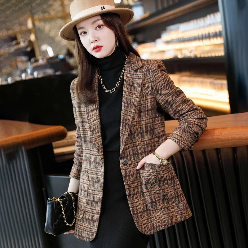 Spot wholesale black hooded suit coat (female) autumn 2022 new small Korean loose casual double breasted suit trendy top