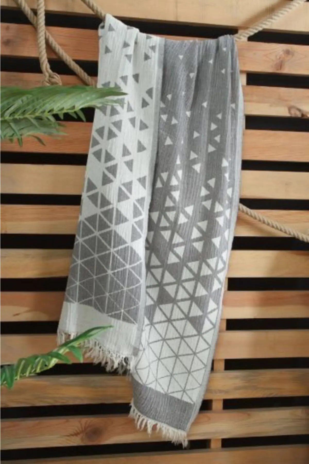 

Beach Towel Raisa V2 Paj Towel For Bathing Beach Swimming Pool Spa Gym pattern Bath Towel