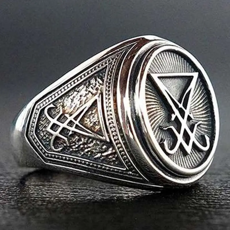 

Domineering Signet Ring Ancient Silver Metal Rings for Men Simple Design Party Jewelry Dropshipping