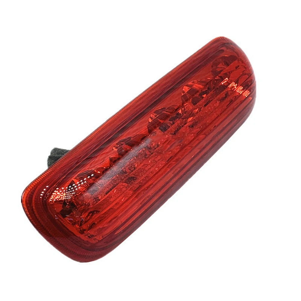 Третья Тормозная осветительная лампа заднего стоп-сигнала