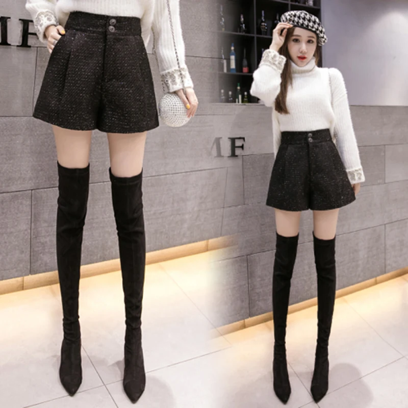 2023 High quality new women spring autumn Woolen Wide leg Shorts Ladies fashion Black solid high Waist Sequin tweed short pants
