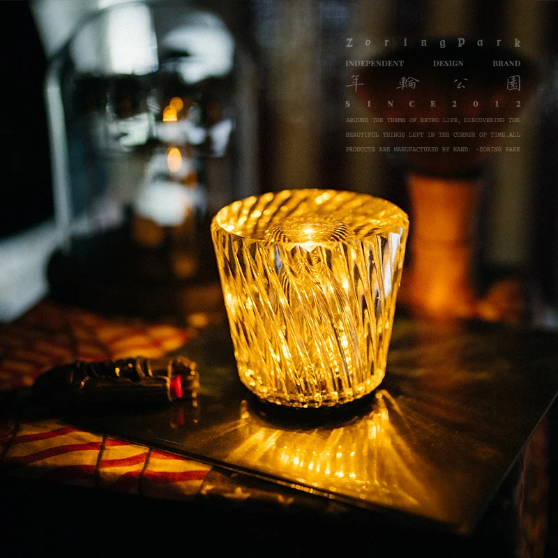 

Dropship Crystal diamond table lamp rechargeable restaurant bar table lamp atmosphere lamp bedroom bedside creative night light