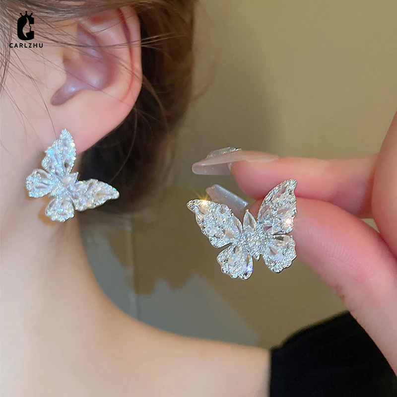 

Light Luxury Sweet Zircon Butterfly Stud Earrings for Women Girl Personalized Design Fashionable Versatile Gift Jewelry