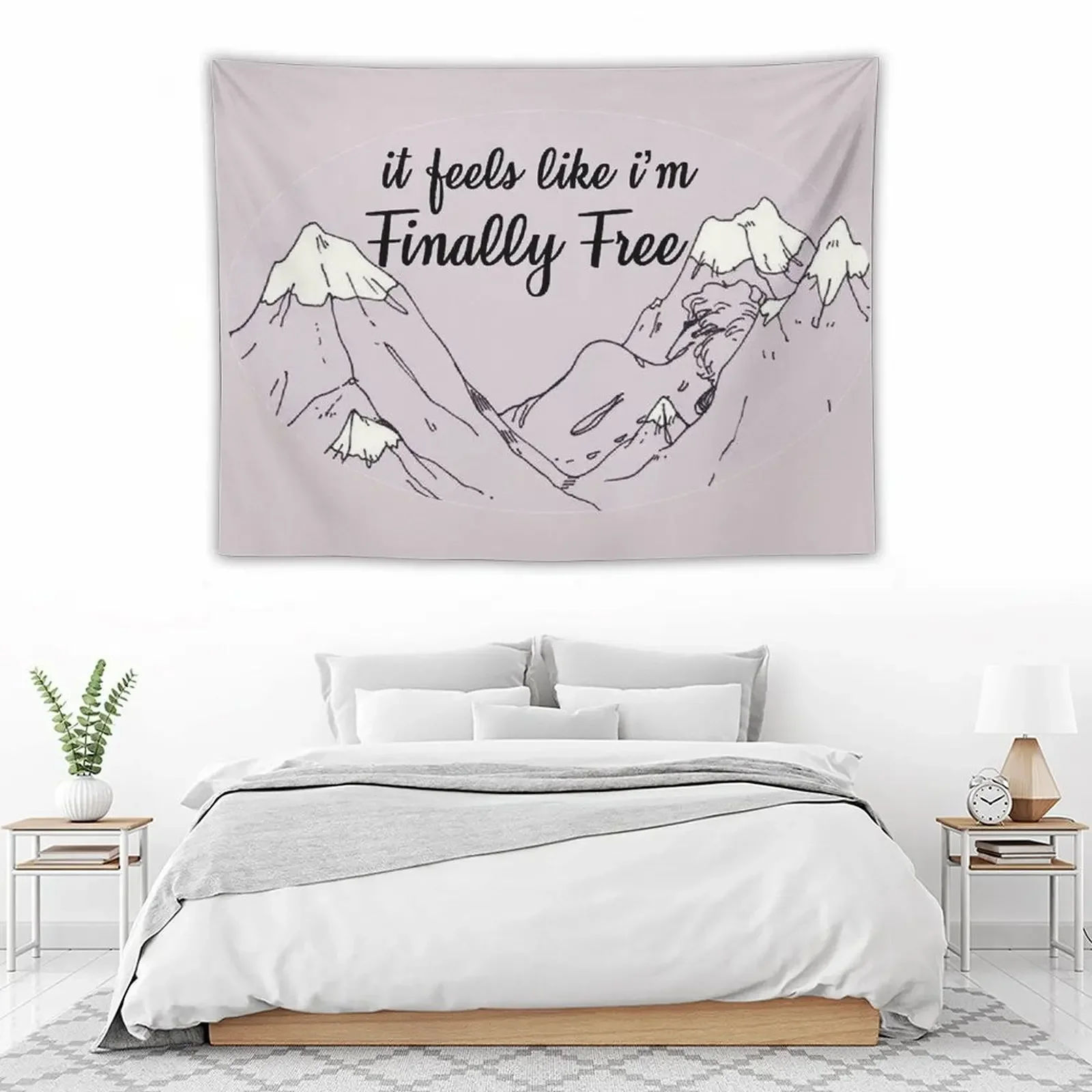 Декоративный гобелен для стен спальни