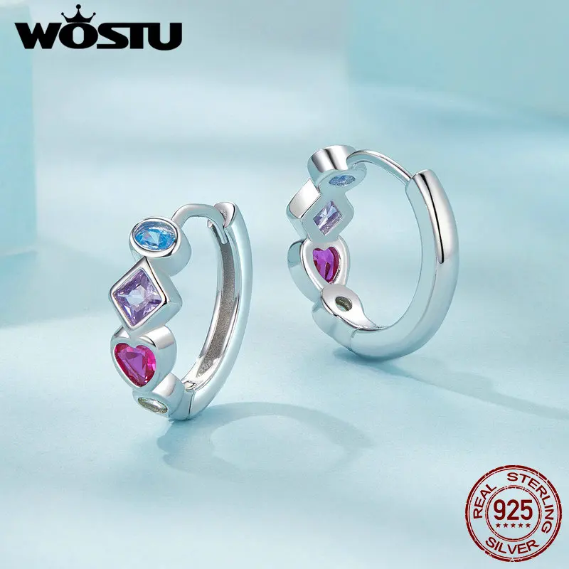 Женские серьги-кольца из серебра 925 пробы с радужными кристаллами