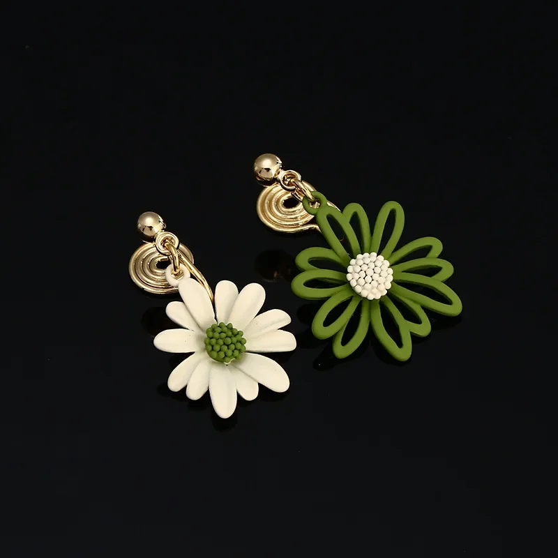 Модные асимметричные серьги Sen System серьги-ромашки лепестки зажимы для ушей