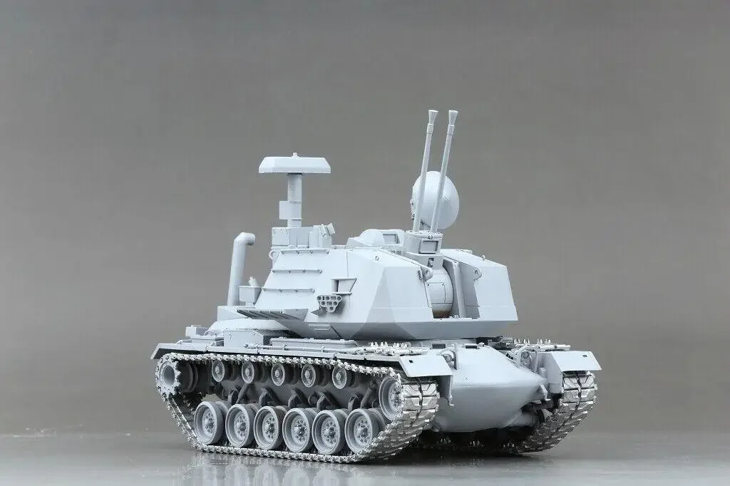 R Model 35139C 1/35 T97 Track US M60 M48 M247 M88A1/A2 Tank Metal and Pin assemble