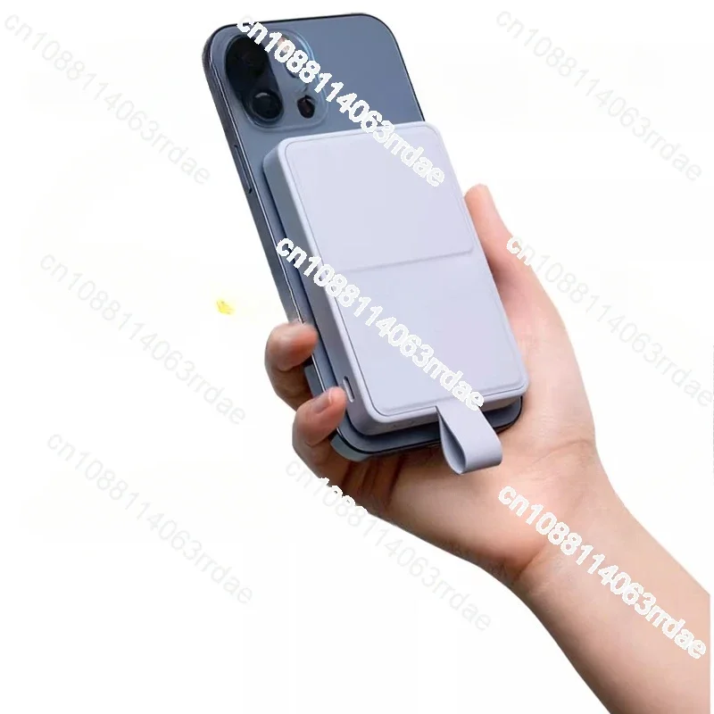 Power Bank с магнитной присоской 2 мобильных источников питания 6000 мА 15 Вт