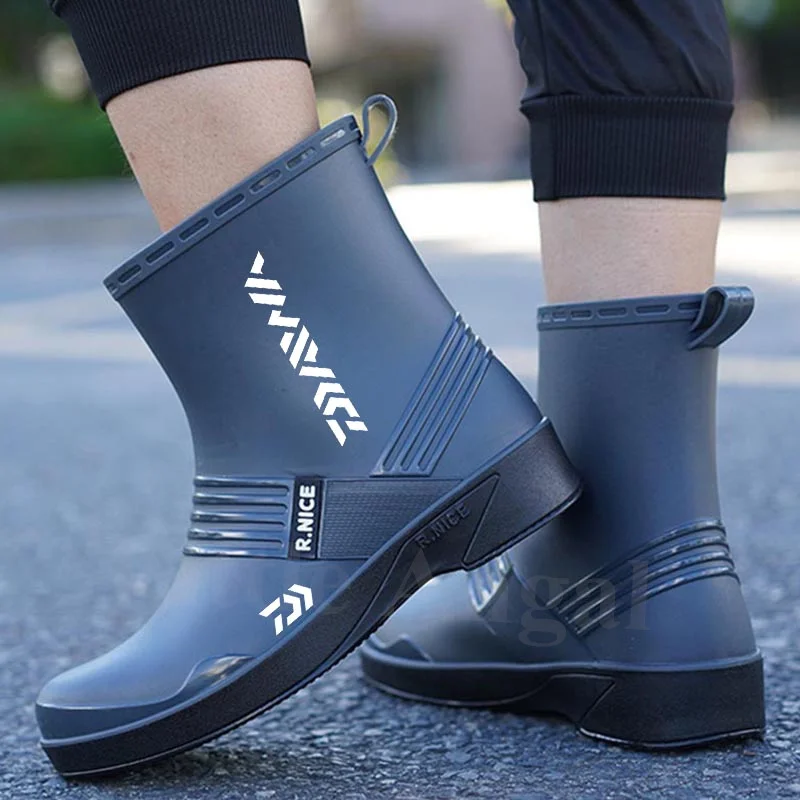 

Daiwa Men's Anti-Slip Waterproof Kitchen Shoes Women Outdoor Sports Breathable Wear-Resistant Climbing Hiking Fishing Rain Shoes