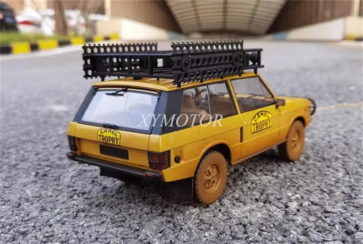 Почти настоящие модели автомобилей 1/18 для Range Rover 1982 Папуа-Новая Гвинея верблюд