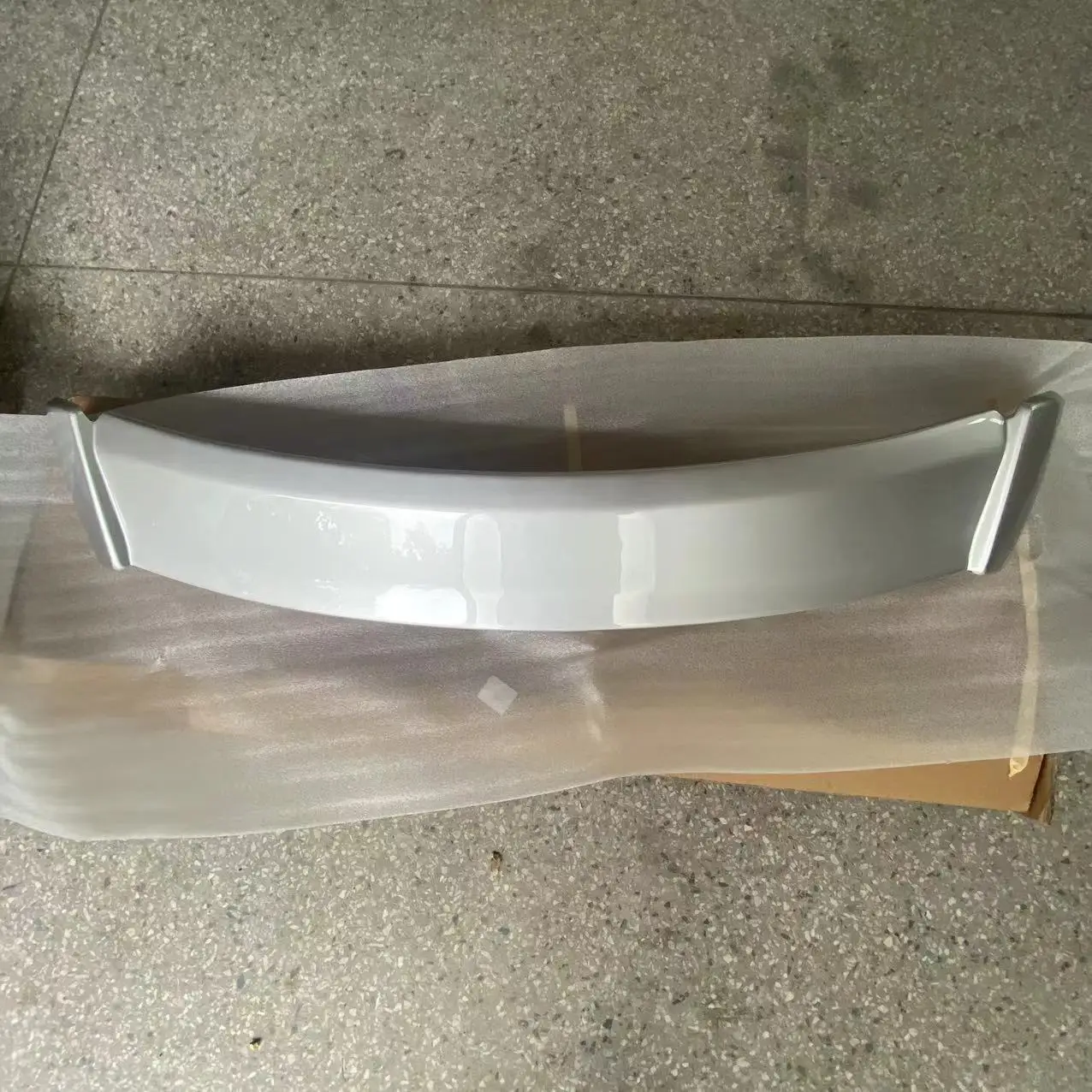 

Спойлер из АБС, спойлер для Toyota Yaris 2008 2009 2010 2011