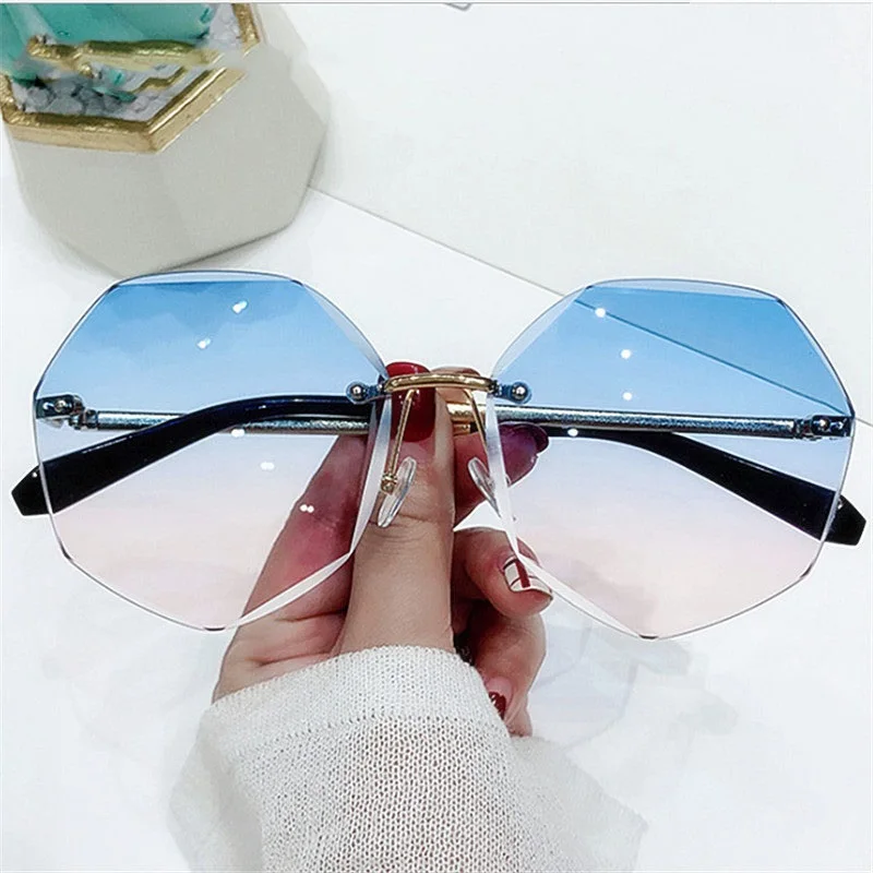 

2023 женские солнцезащитные очки без оправы модные градиентные линзы Солнцезащитные очки женские винтажные дужки из сплава классические дизайнерские Оттенки UV400