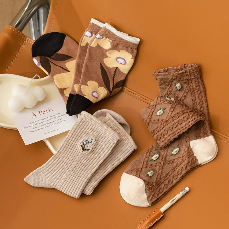 

Jacquard Woman Sock Cartoon for Women Socks Fashion Kawaii Middle Tube Sox Casual Cute Absorb Sweat Autumn Winter Calcetines