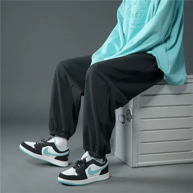 

NEW IN Men Streetwear Black Sweatpants 2022 Japanese Fashion Baggy Sweat Pants Mens Korean Fashion Joggers Pants Bottoms Y2k