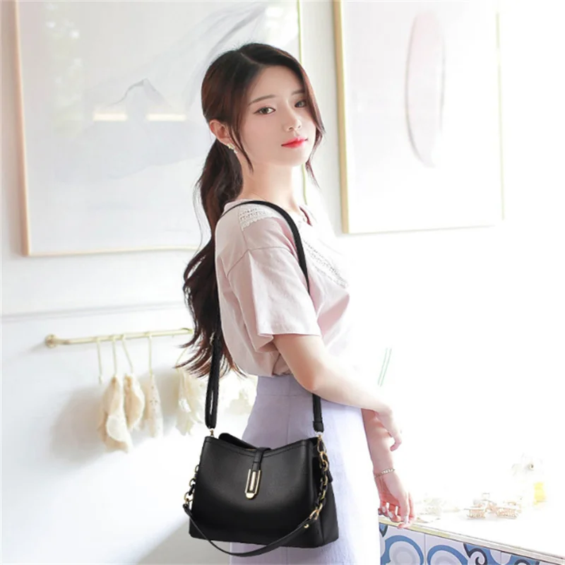 Fashion Luggage &Bags Women's Handbags CrossbodyNEW Simple Luxury Casual Shell Mini Satchel Black  Ladies Bolsos