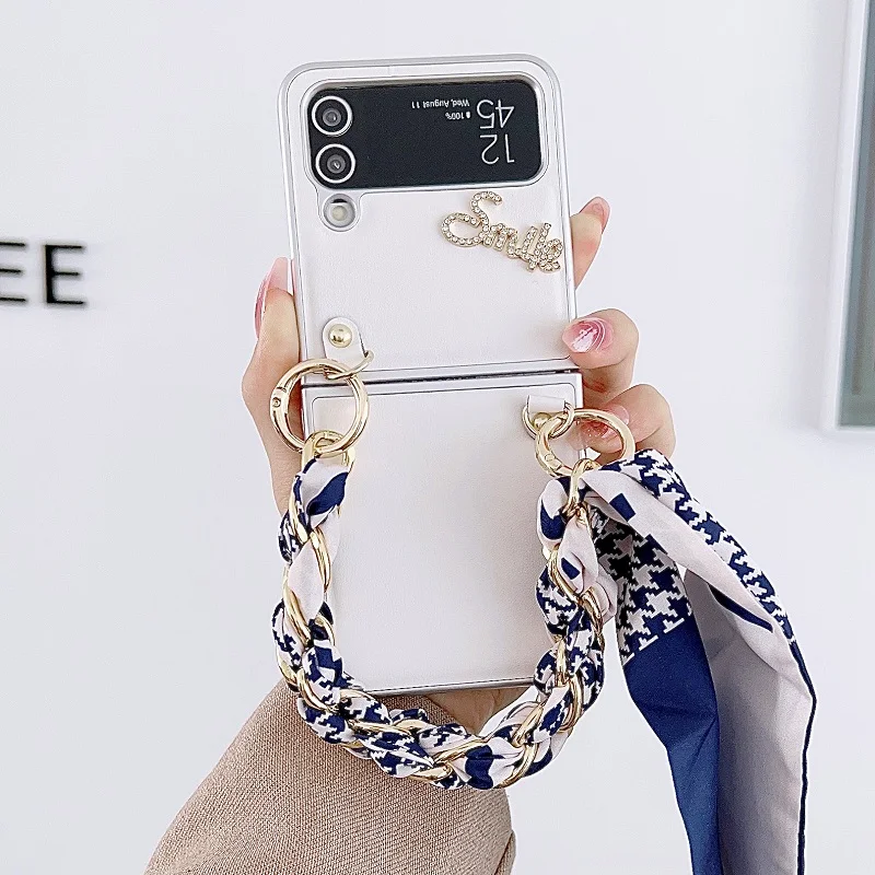 

HOCE Fashion Phone Case For Samsung Galaxy Z Flip 4 Flip 3 With Hand Holder Silk Chain Cases For Flip4 Flip3 Pure Color Cover