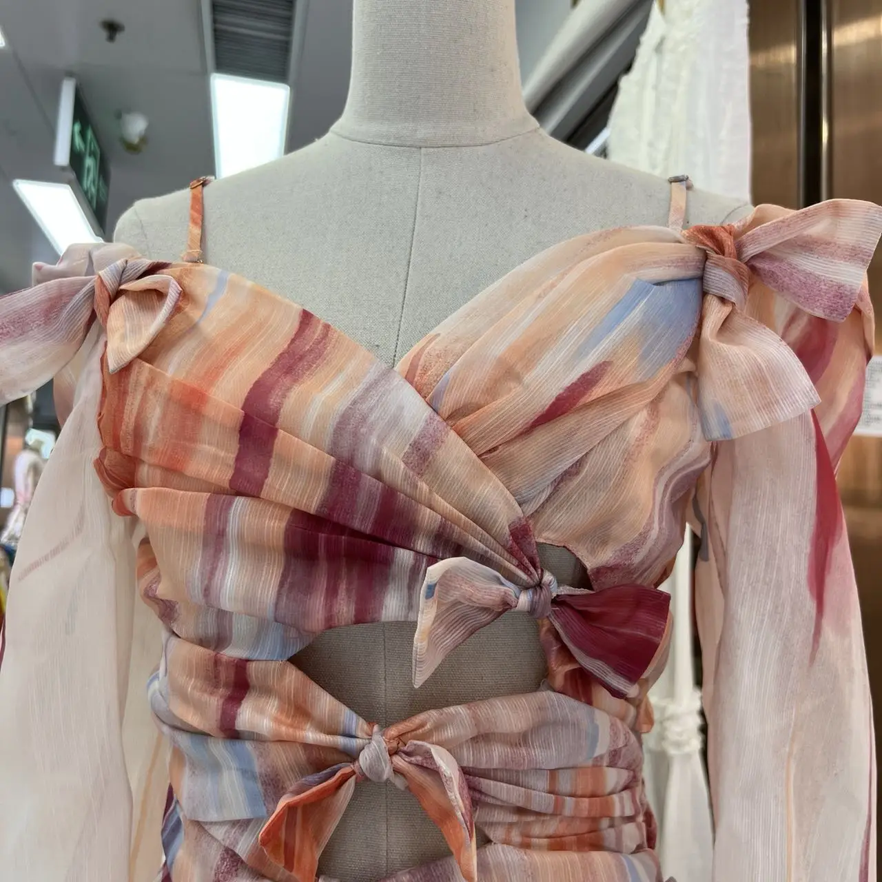 

2022 one-shoulder new shoulder straps can be removed and smudged silk linen bow hollow ladies dress