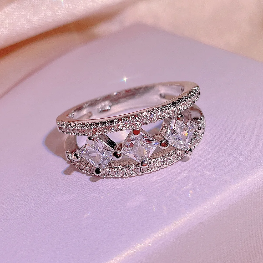 Купи Creative Double-Layer Couple Rings For Womens Openwork Marquise Three Triangles Full Of Diamond Zircon Valentine Gift Jewelry за 183 рублей в магазине AliExpress