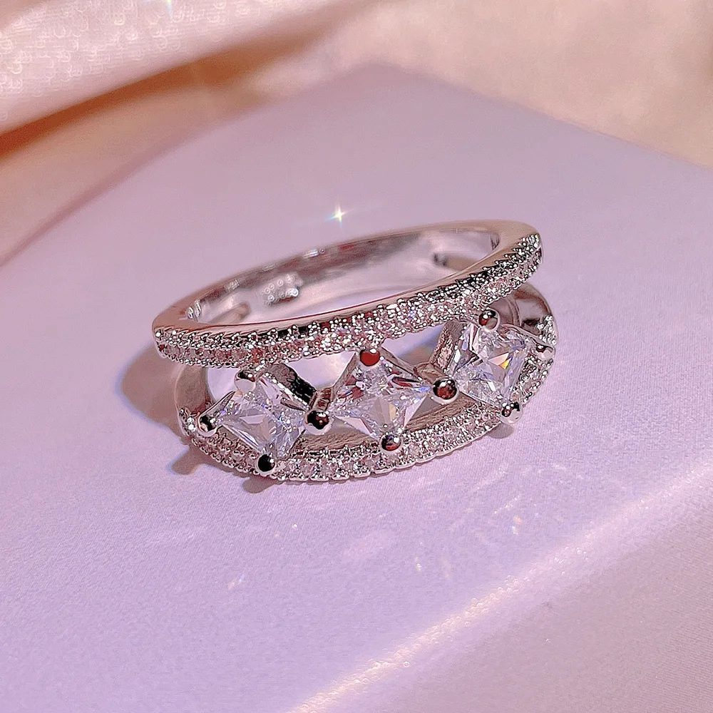 

Creative Double-Layer Couple Rings For Womens Openwork Marquise Three Triangles Full Of Diamond Zircon Valentine Gift Jewelry