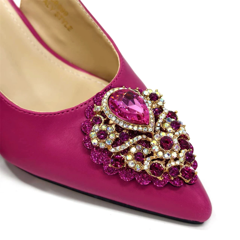 Туфли и сумка в итальянском стиле для молодых девушек с цветами ручной работы