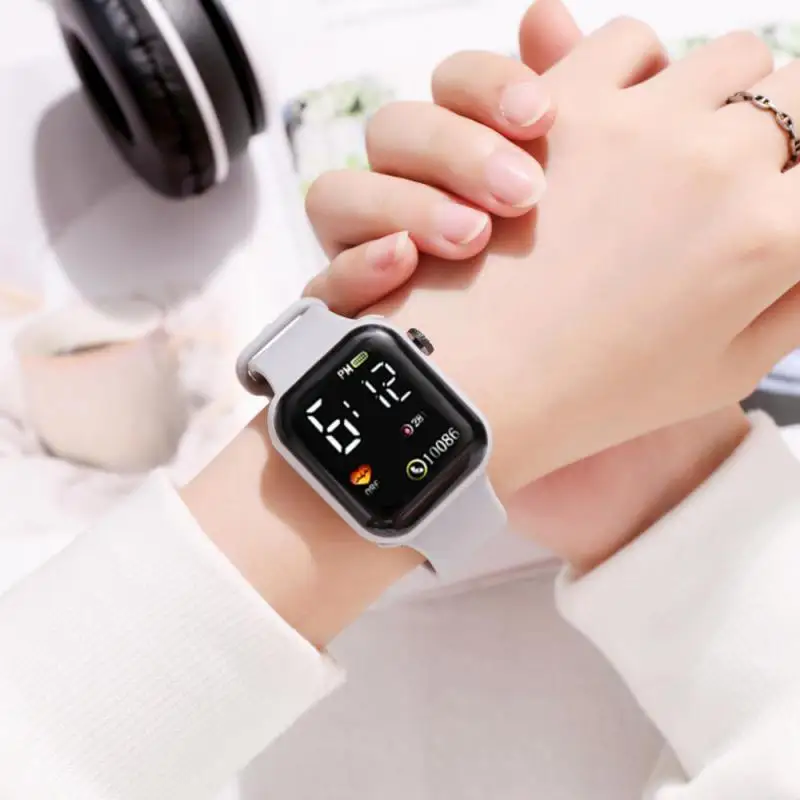 Children's smartwatch fashion electronic LED digital watch student men's and women's sports watch