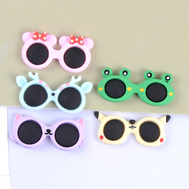 

Kawaii Cartoon Glasses Resin Decoration Flatback Cabochon Embellishment For Crafts Scrapbooking Diy Accessories Children's toys