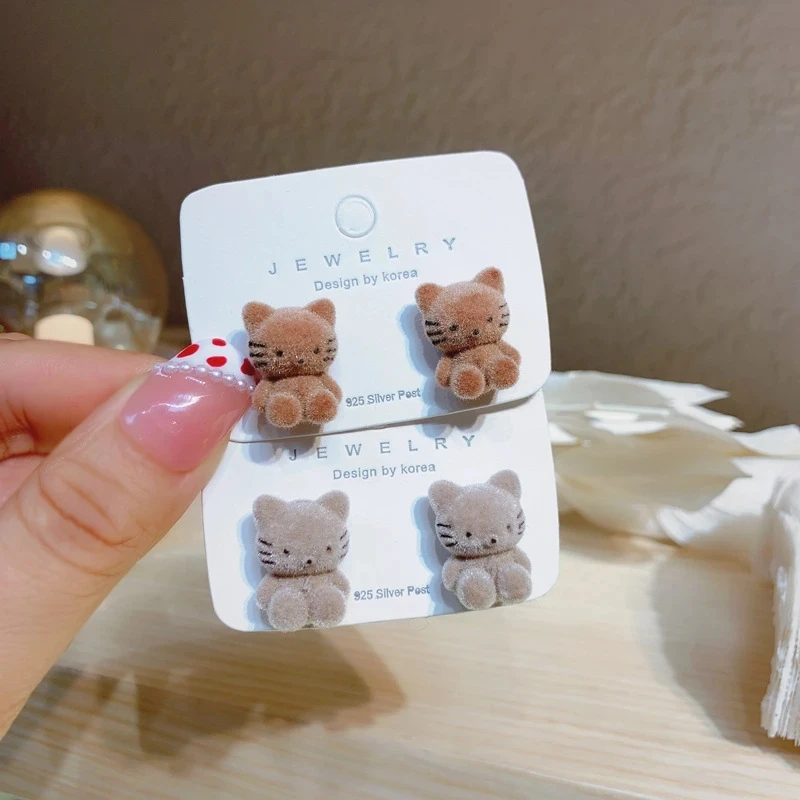

Cute Flocking Plush Cat Earring Japan South Korea for Women Girls Cartoon with A Hundred Earrings Party Jewelry Gifts