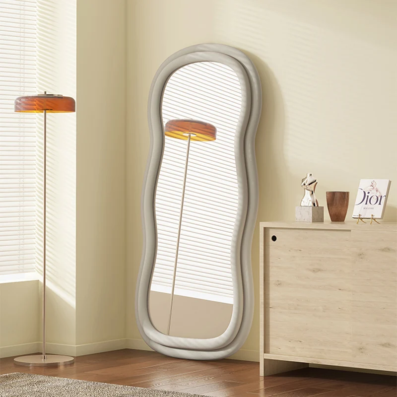 

Необычное художественное зеркальное напольное платье в скандинавском стиле с большим дизайном, женское вертикальное волнистое зеркало, креативный длинный дизайн, украшение для комнаты ЗЕРКАЛА