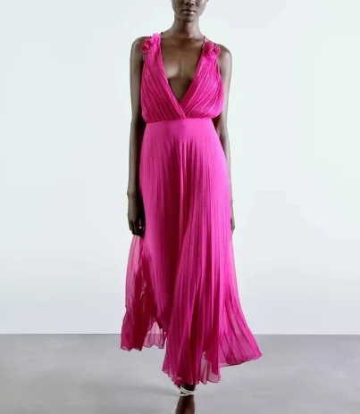 

French Temperament Pleated Sexy Backless Women's Summer New Waist V-neck Suspender Long Party Dress