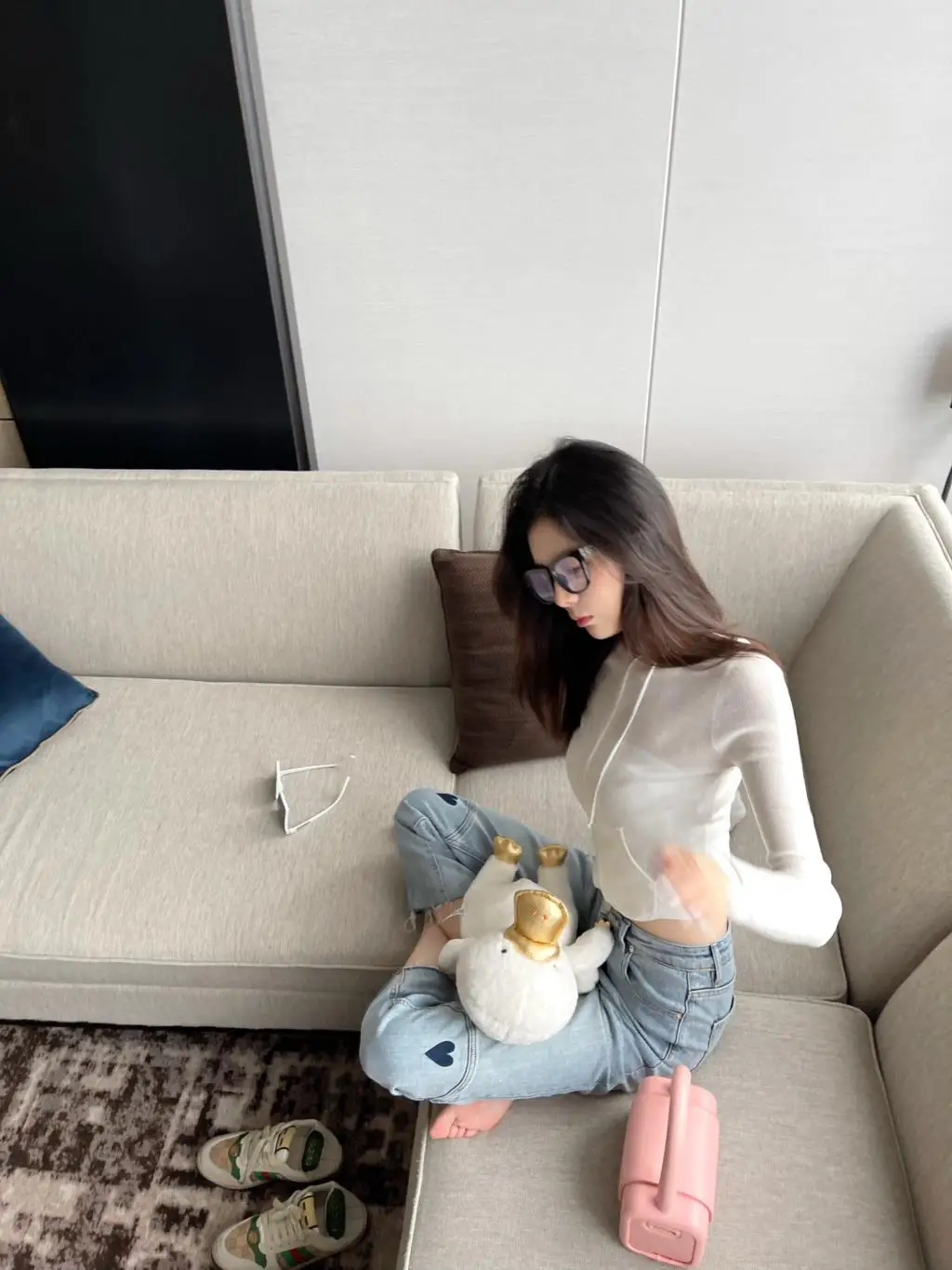 

Knitted crdign women's spring nd utumn new design is thin nd short cot csul ll-mtch with hood