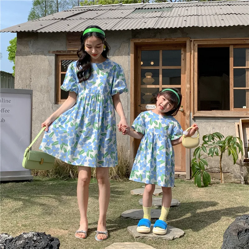 

Mother Daughter Equal Dresses Women Girl Summer Clothes 2023 Mommy And Me Clothing Parent-Child Matching Floral Pattern Dress