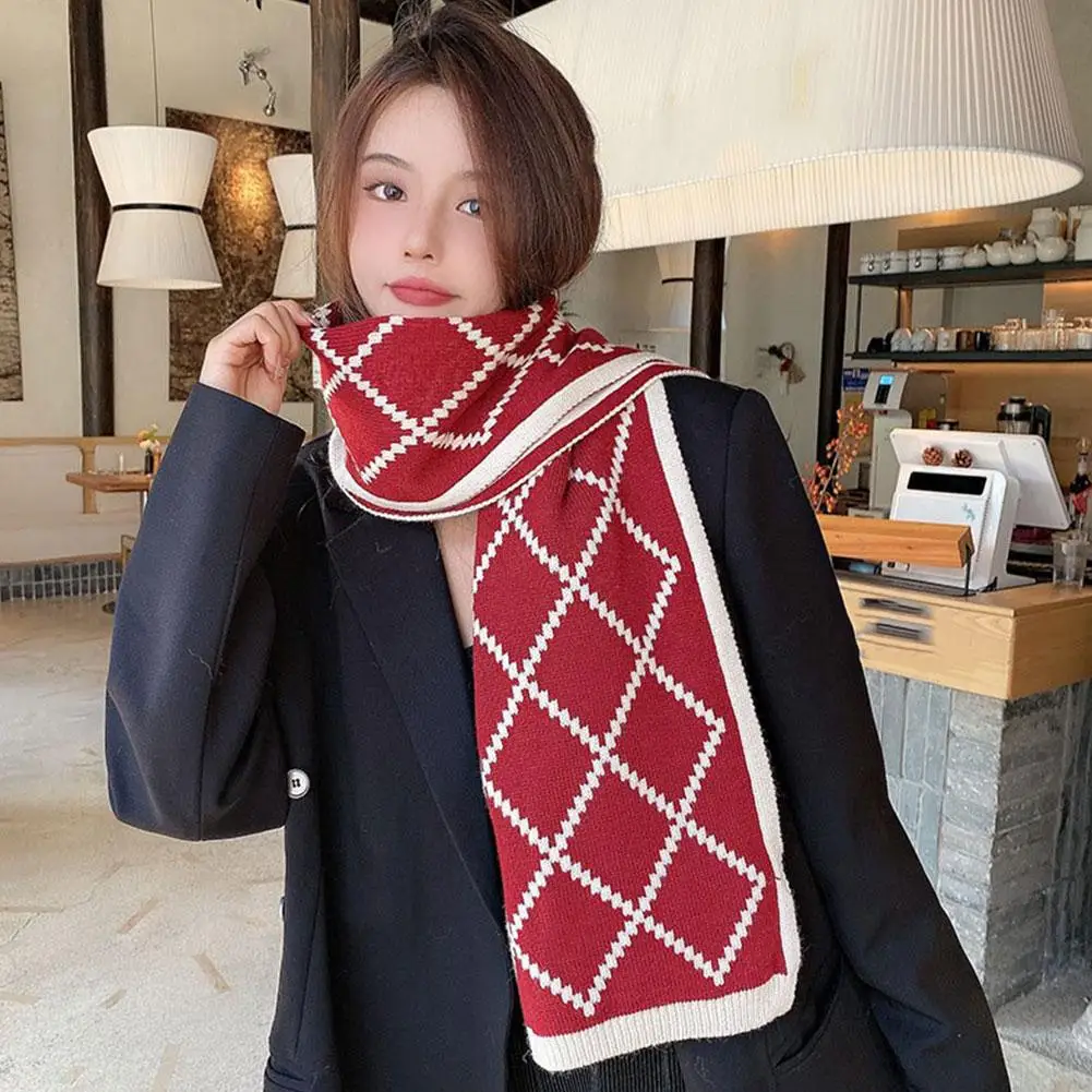 Новогодний рождественский клетчатый вязаный шарф женский зимний теплый