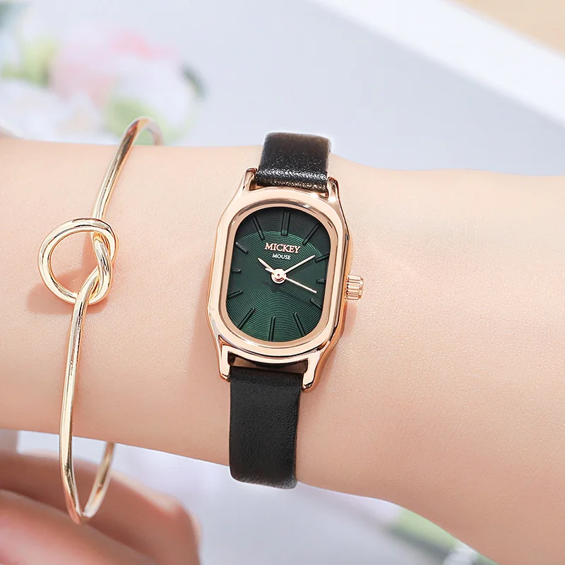 

Disney Mickey Series Oval Exquisite Small Dial Waterproof Fashion Quartz Women's Watch 269