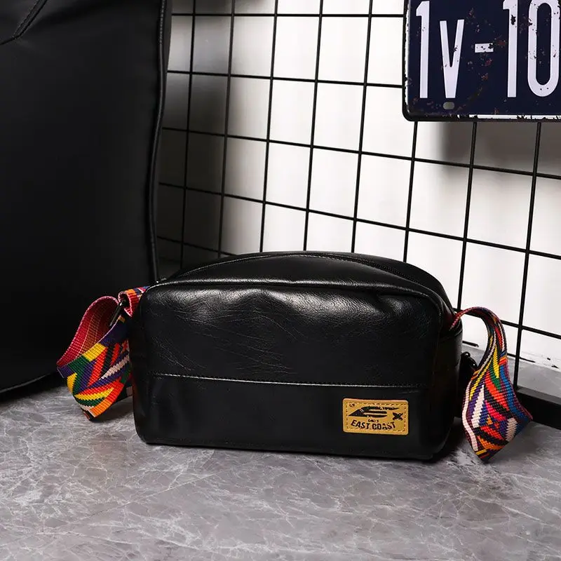 Men's Fashion Presbyopic Leather Messenger Bag  Shoulder Bag Casual New Crossbody Bag