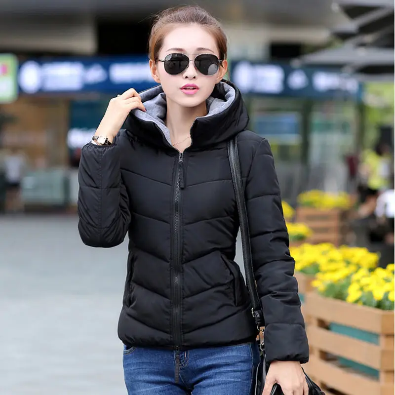 Korean Style Coat Puffer Jackets Woman Winter 2023 Coats Black Parkas Hooded Down Quilted Jacket for Women Short Very Warm Hit