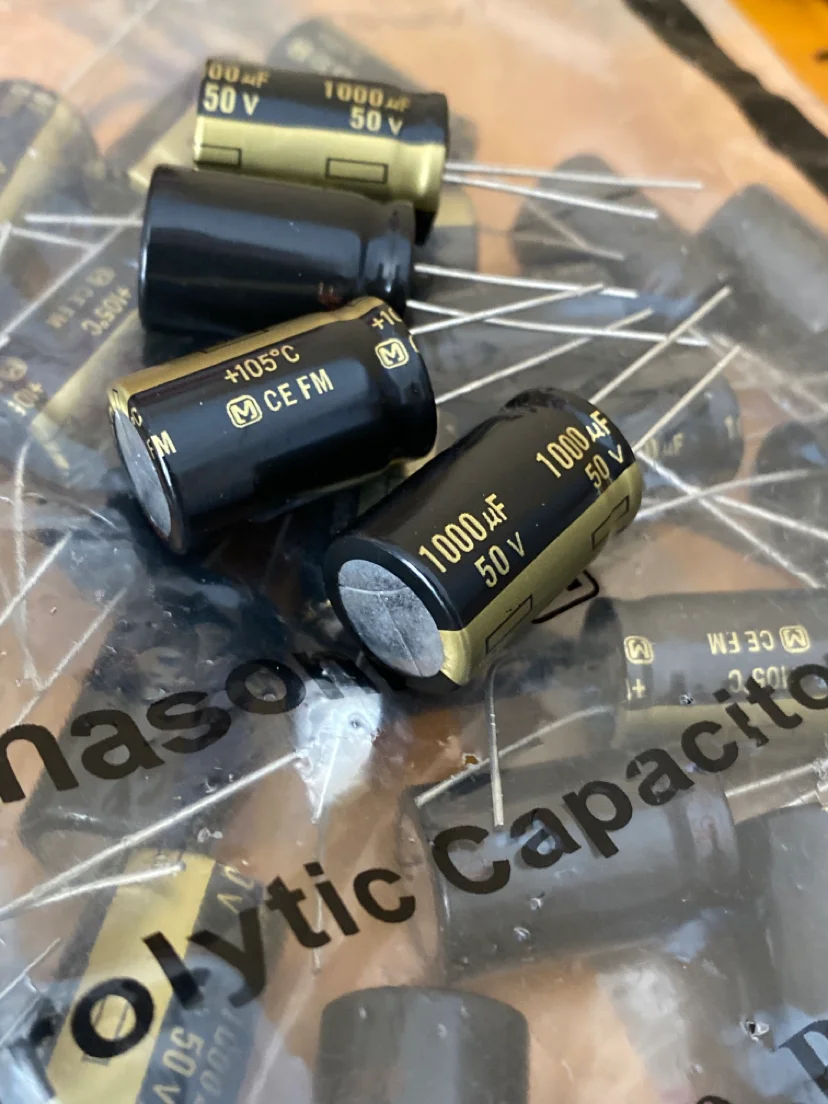 30PCS Matsushita(PC) FM 50V 1000UF 16X25mm 105C audio aluminum electrolytic capacitor free shipping