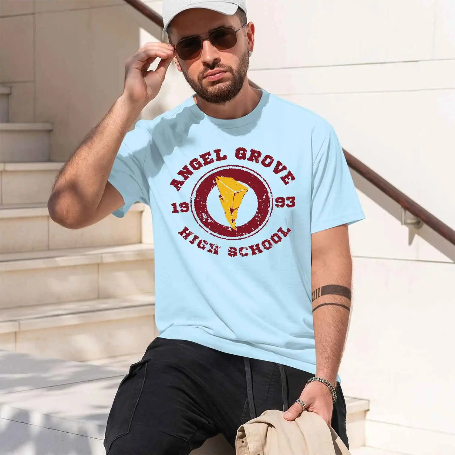 Фото Angel Grove High Sool Cl of 93 - Rangers 2026 Новая модель мужской футболки с коротким рукавом и круглым вырезом, классическая повседневная модель, несколько цветов и размеров S №4
