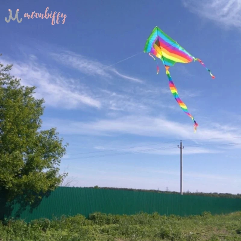 

Colorful Stripe Rainbow Triangle Kite Long Tail Nylon Flying Kite with Outdoor Line for Children Outdoor Game Toys with Family