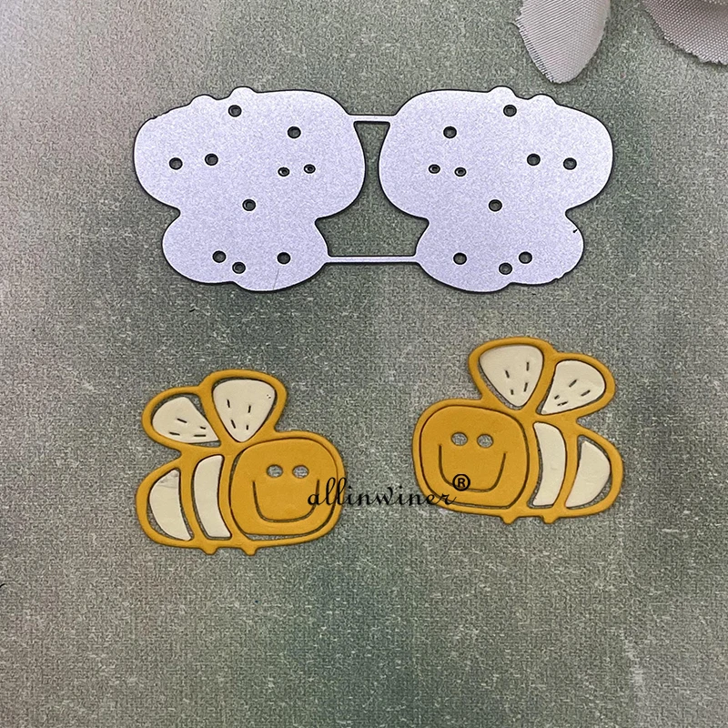 

Bee decoration Metal Cutting Dies Stencils Die Cut for DIY Scrapbooking Album Paper Card Embossing