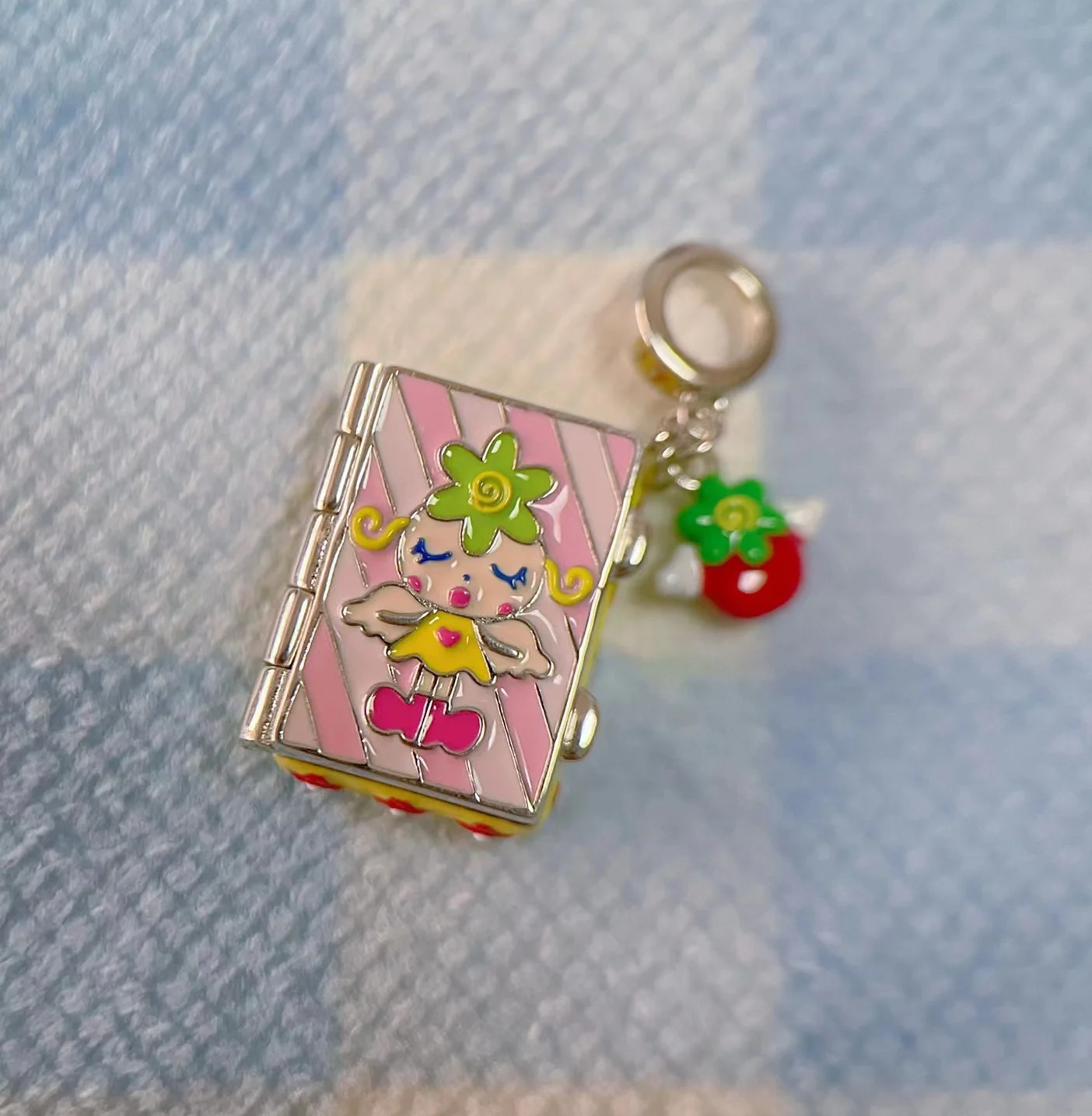 

925 Sterling Silver Anime Gokinjo Monogatari Kouda Mikako Colour Pen Box With Pen Charm Bead Fit Pandora Bracelet Europe Jewelry