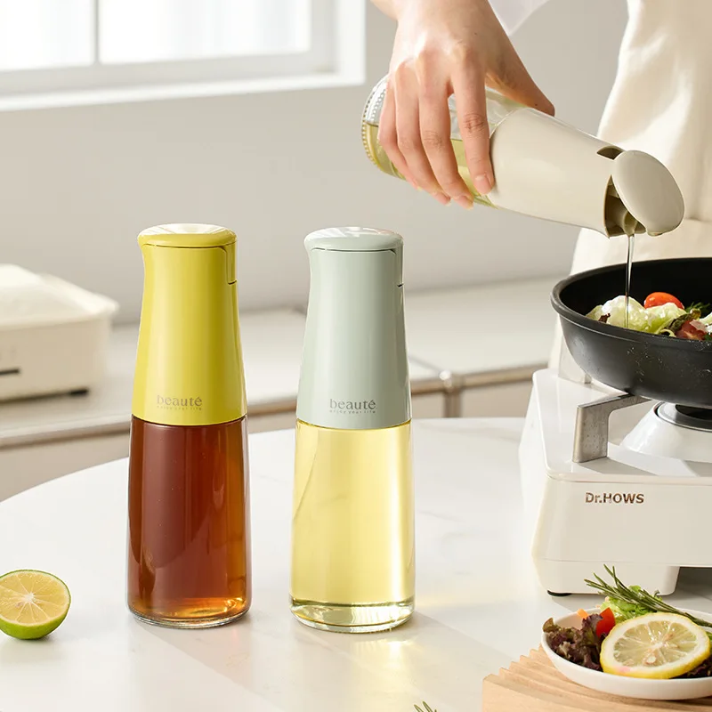 

Home Automatic Opening and Closing Gravity Oil Tank Soy Sauce Seasoning Bottled Oil Bottle 500ML Glass Oil Pot Kitchen