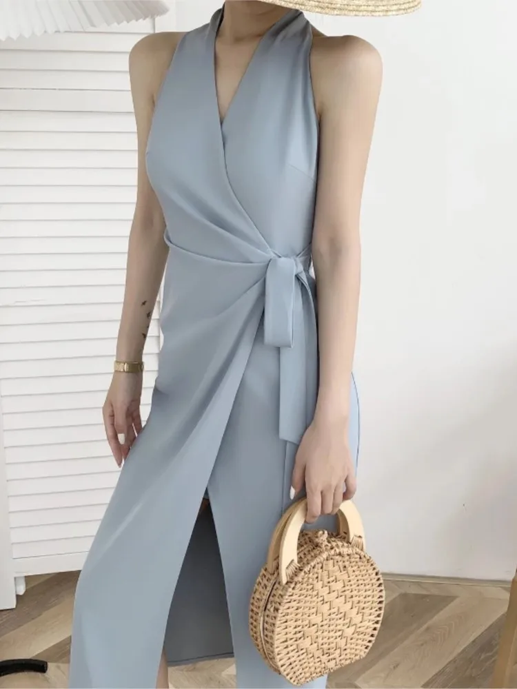 Платье женское средней длины с лямкой на шее элегантный пикантный белый