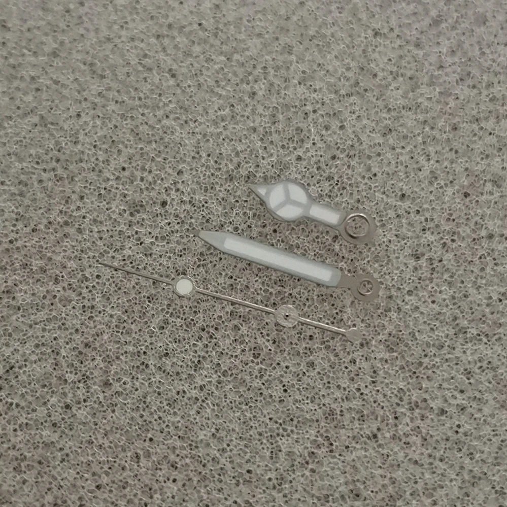 The New Three-hands Green Luminous Silver Watch Hands with Frosted Edge Fit NH35 NH36 4R 7S Movement