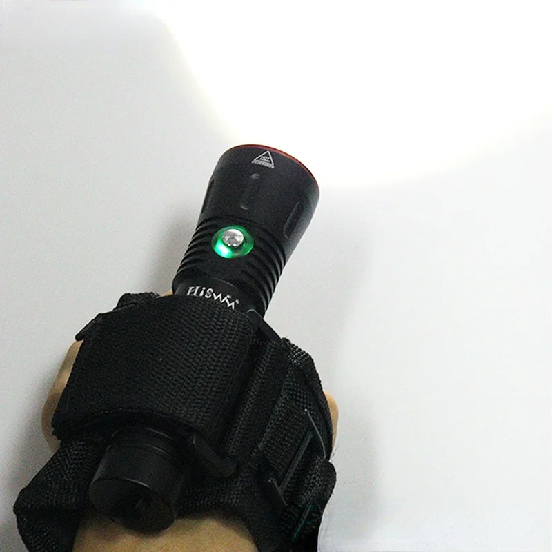 

New Underwater Scuba Diving Dive LED Torch Flashlight Holder Soft Black Neoprene Hand Arm Mount Wrist Strap Glove Hand Free
