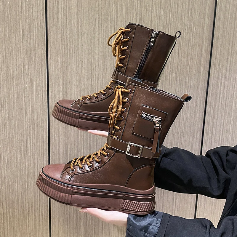 

Women's Boots 2023 New European Style Platform Buckle Vintage Combat Shoe for Casual Lace Up Leather Mid Western Motocross Boots