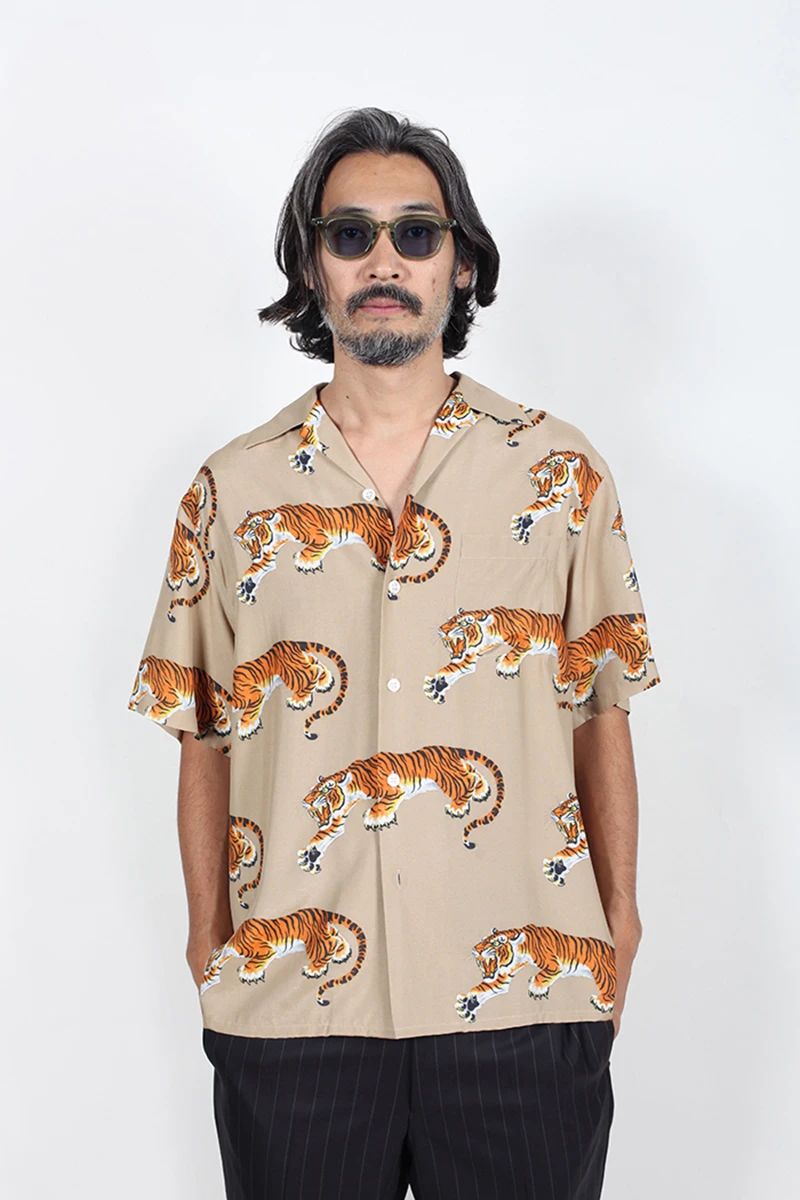 

Multiple Roar Runing Tiger Wacko Short Shirt Summer Holiday Hawaii T Shirt