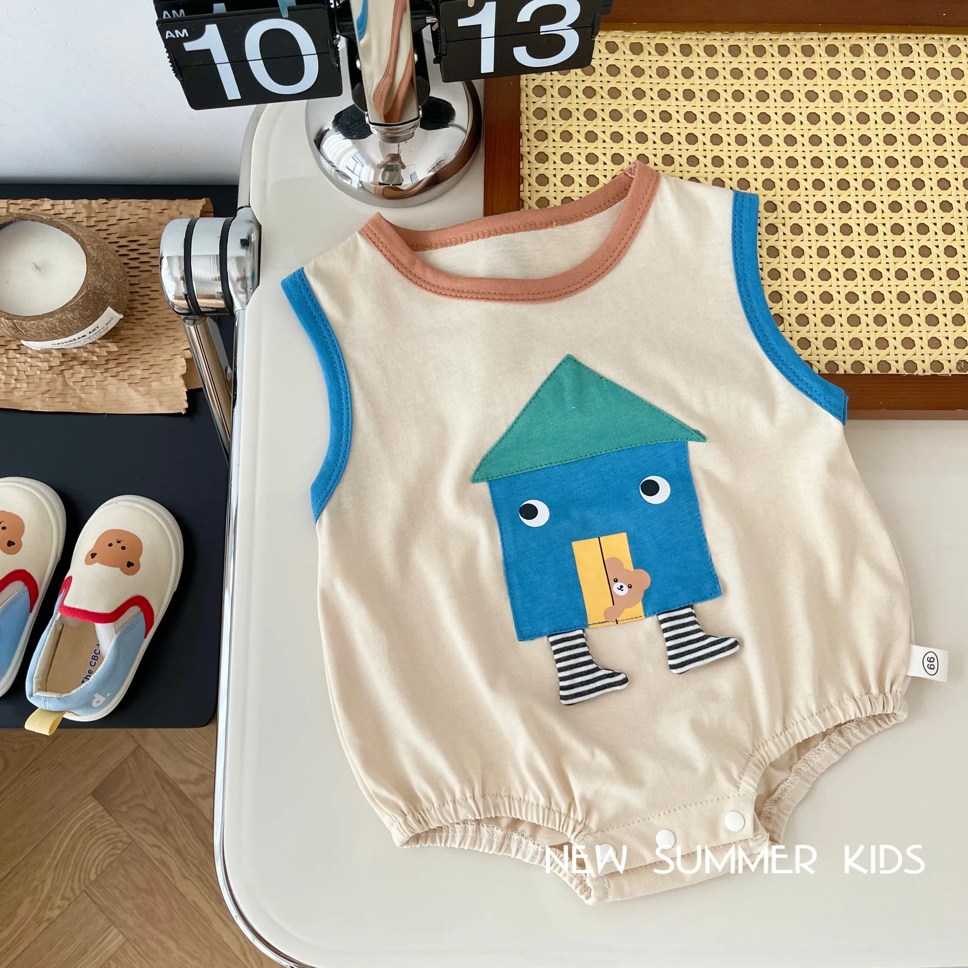 

Sleeveless Cartoon Patch Cotton Bodysuits for Newborn Baby Girls Boys - Cute Summer Outdoor Clothes Infants Toddlers 0-24M