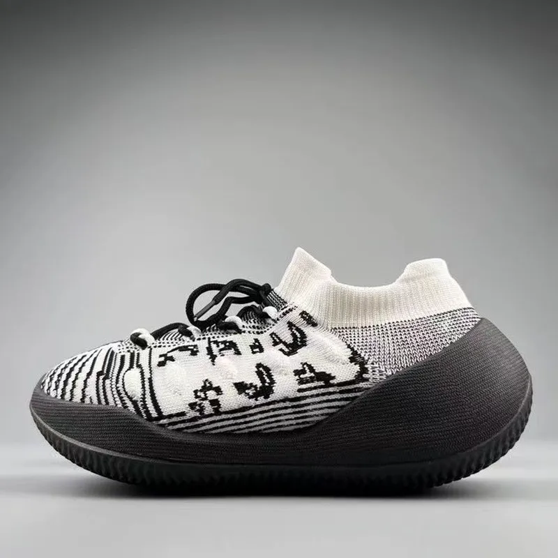 

Men's Soft Sole Sneakers Summer Breathable Personality Socks Versatile Mesh Shoes